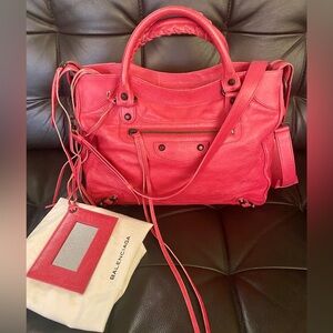 ❌SOLD❌Authentic Balenciaga Classic City Motorcycle Bag Leather Mirror Crossbody